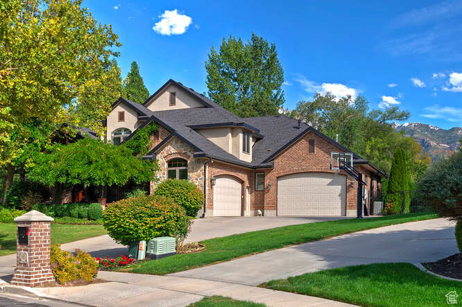RED BIRCH ESTATES - Residential