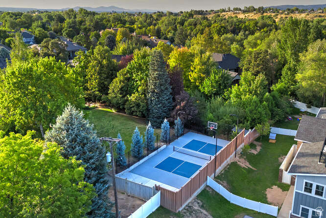 RED BIRCH ESTATES - Residential
