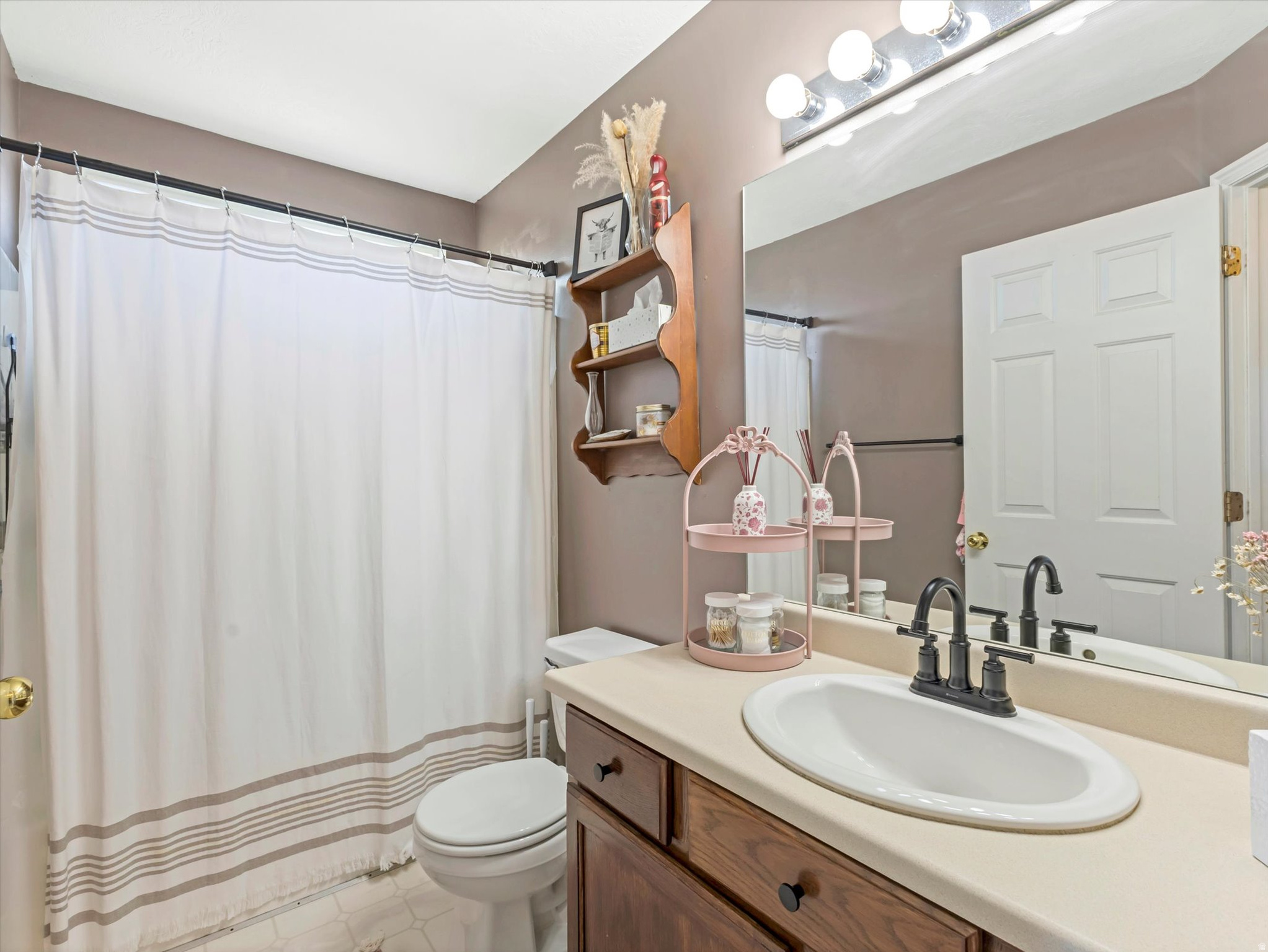 OVERLAKE ESTATES - Residential