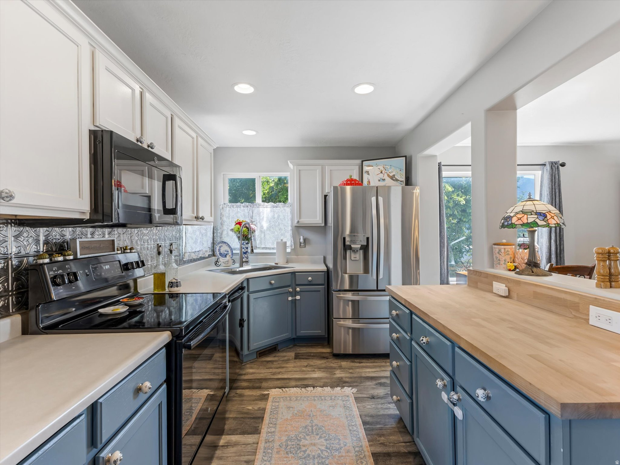 OVERLAKE ESTATES - Residential