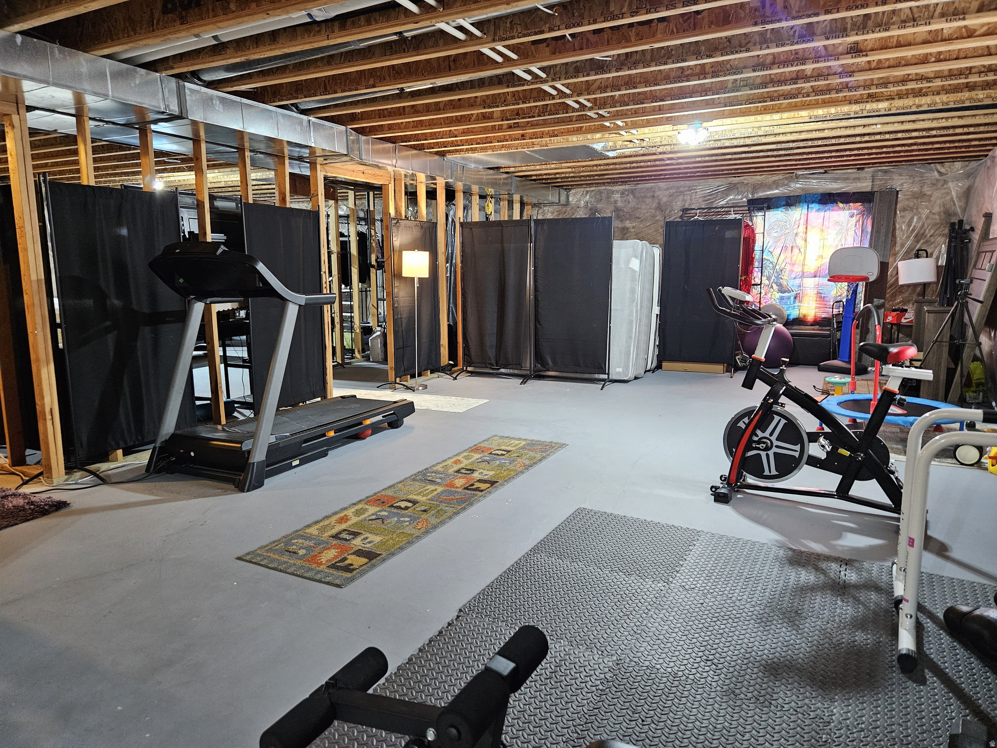 COUNTRY HILLS - Residential