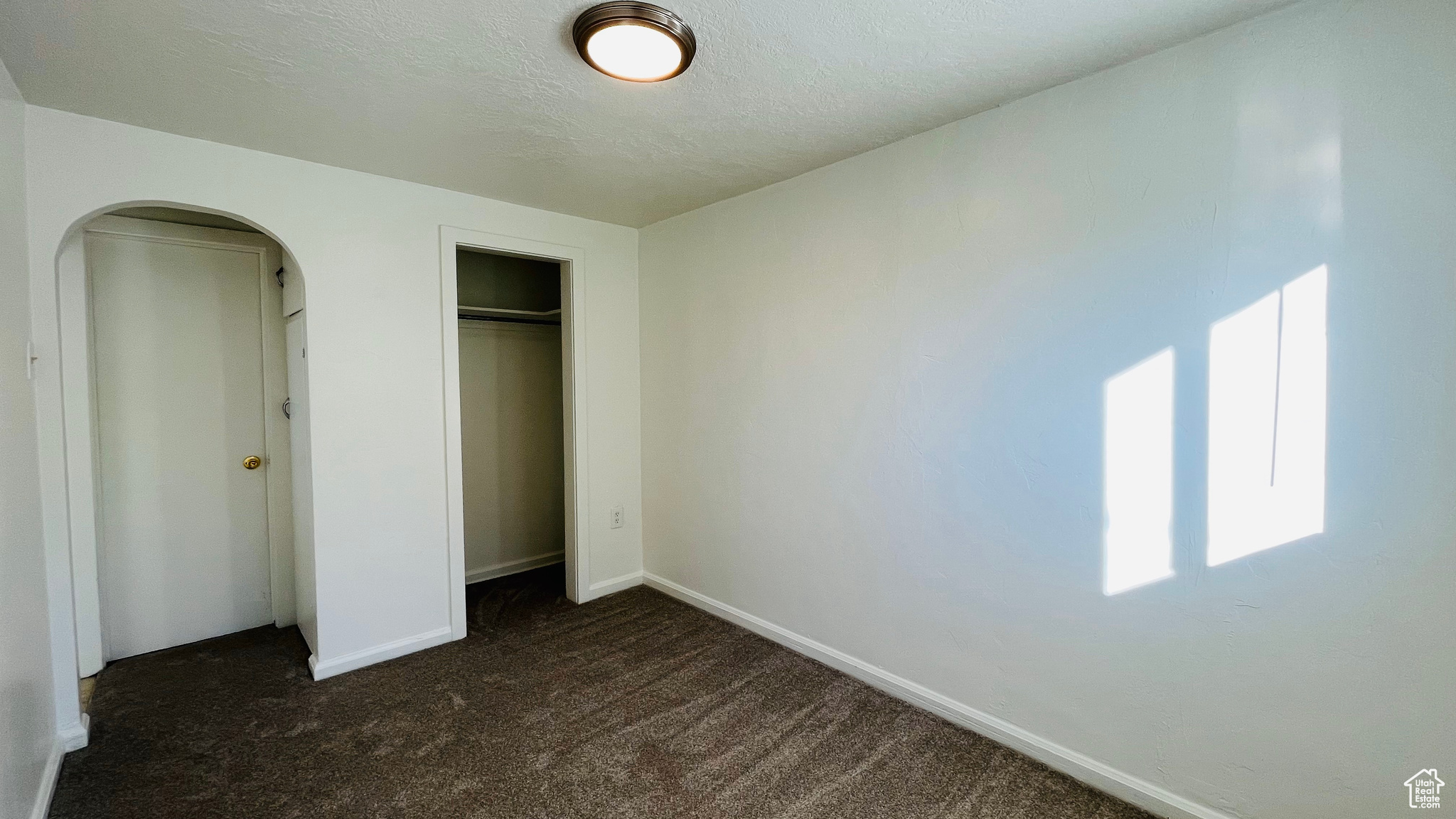 SCOTTSDALE SUB - Residential Income