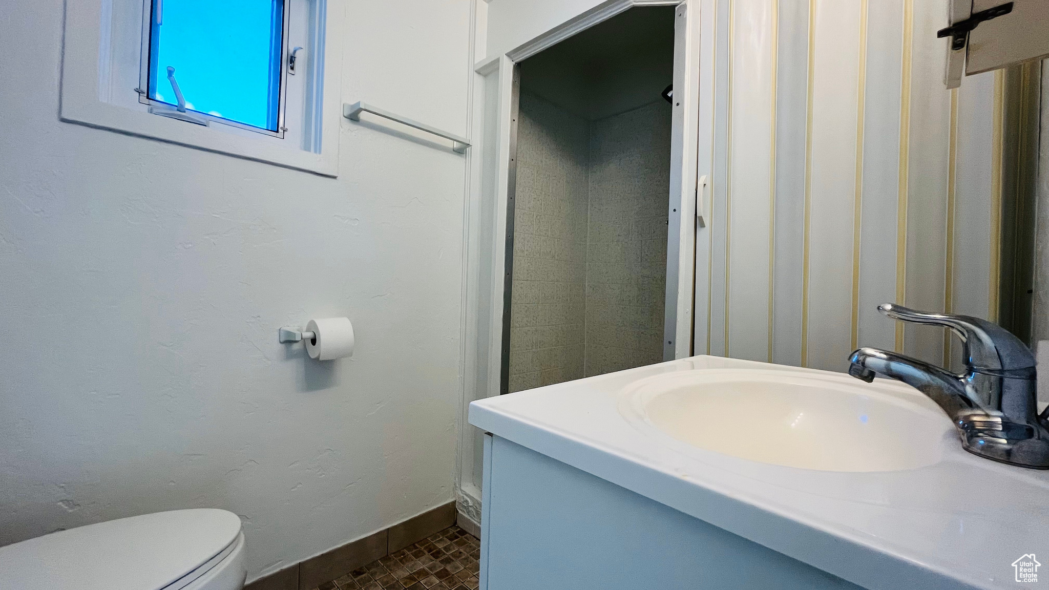 SCOTTSDALE SUB - Residential Income