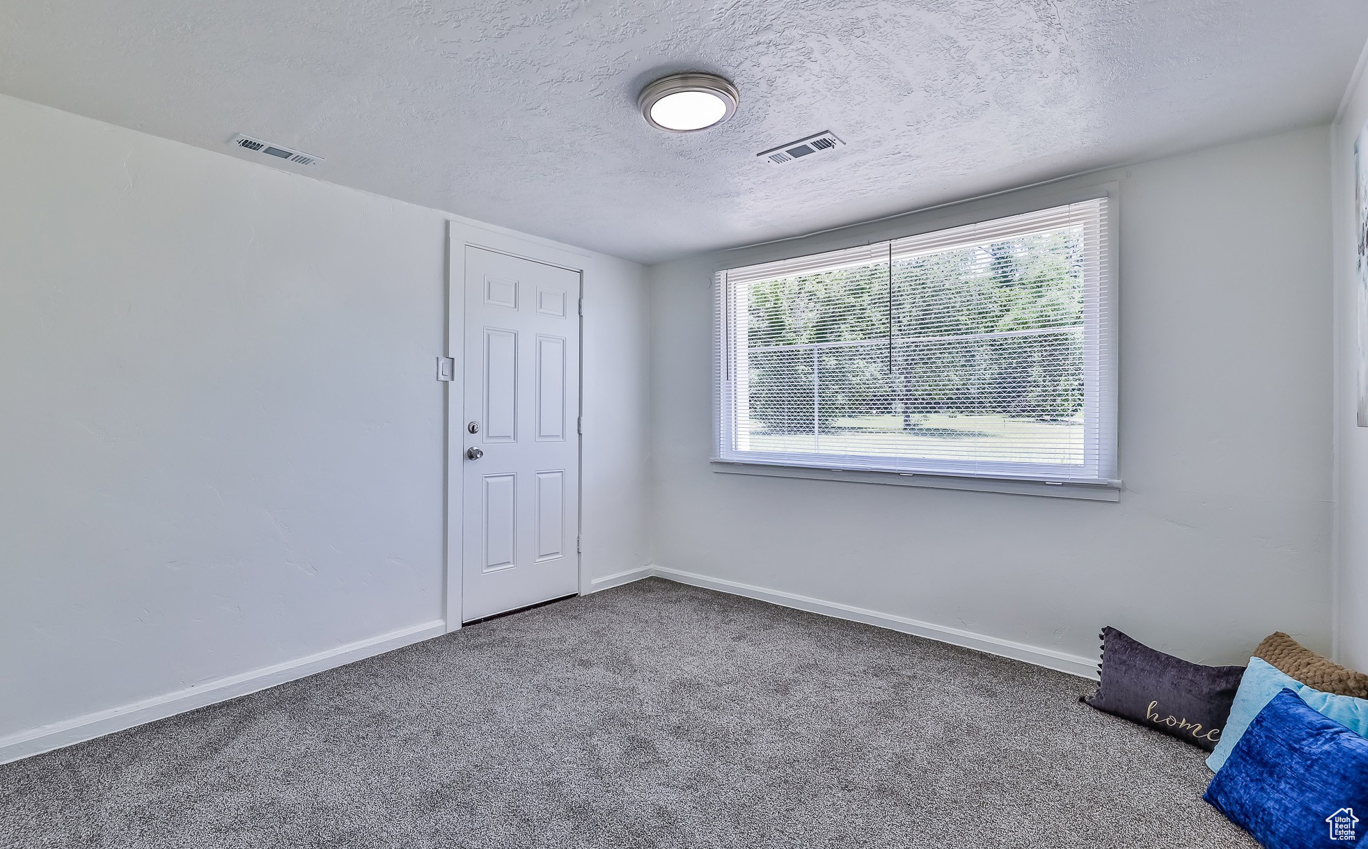 SCOTTSDALE SUB - Residential Income