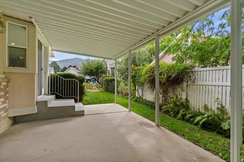 Tiny photo for 527 E 2500 N, North Ogden, UT 84414 (MLS # 2141054)