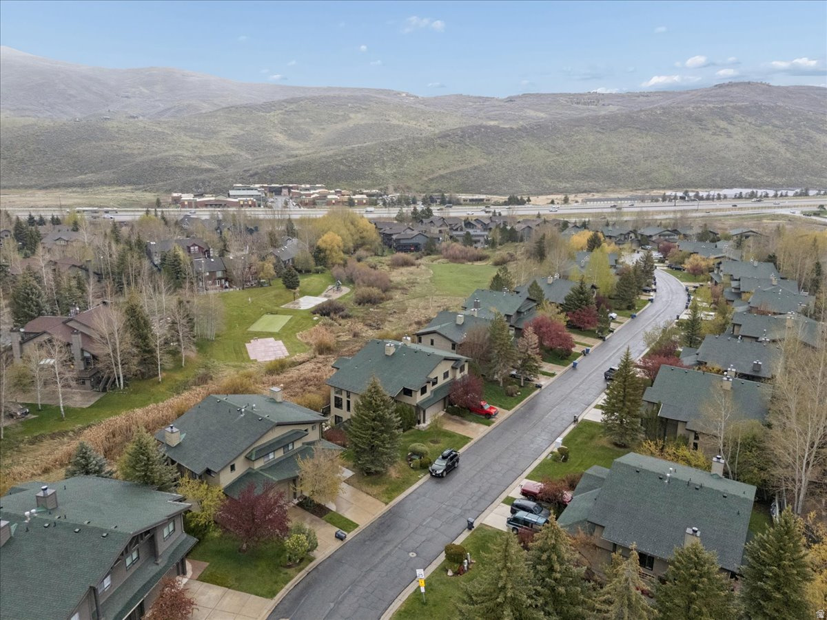 PINEBROOK COTTAGES - Residential