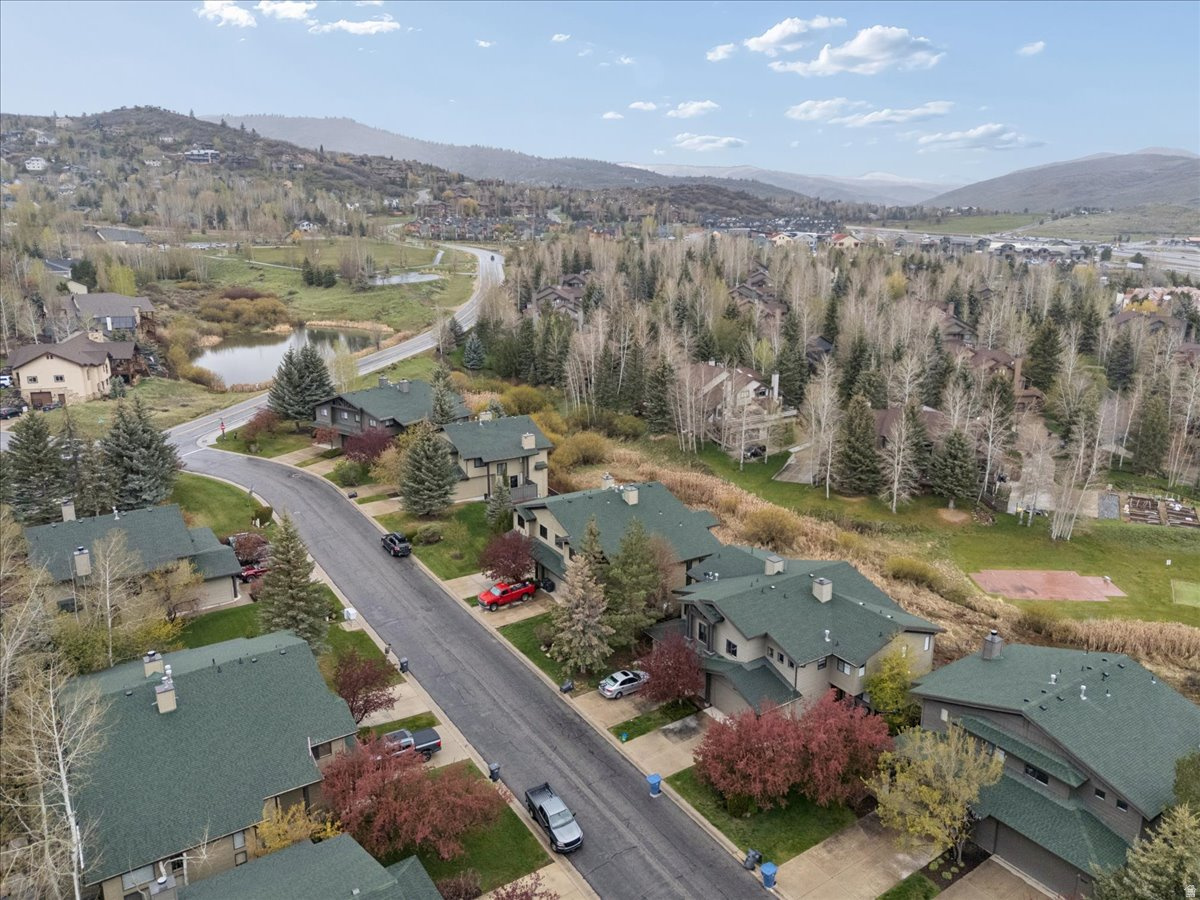 PINEBROOK COTTAGES - Residential