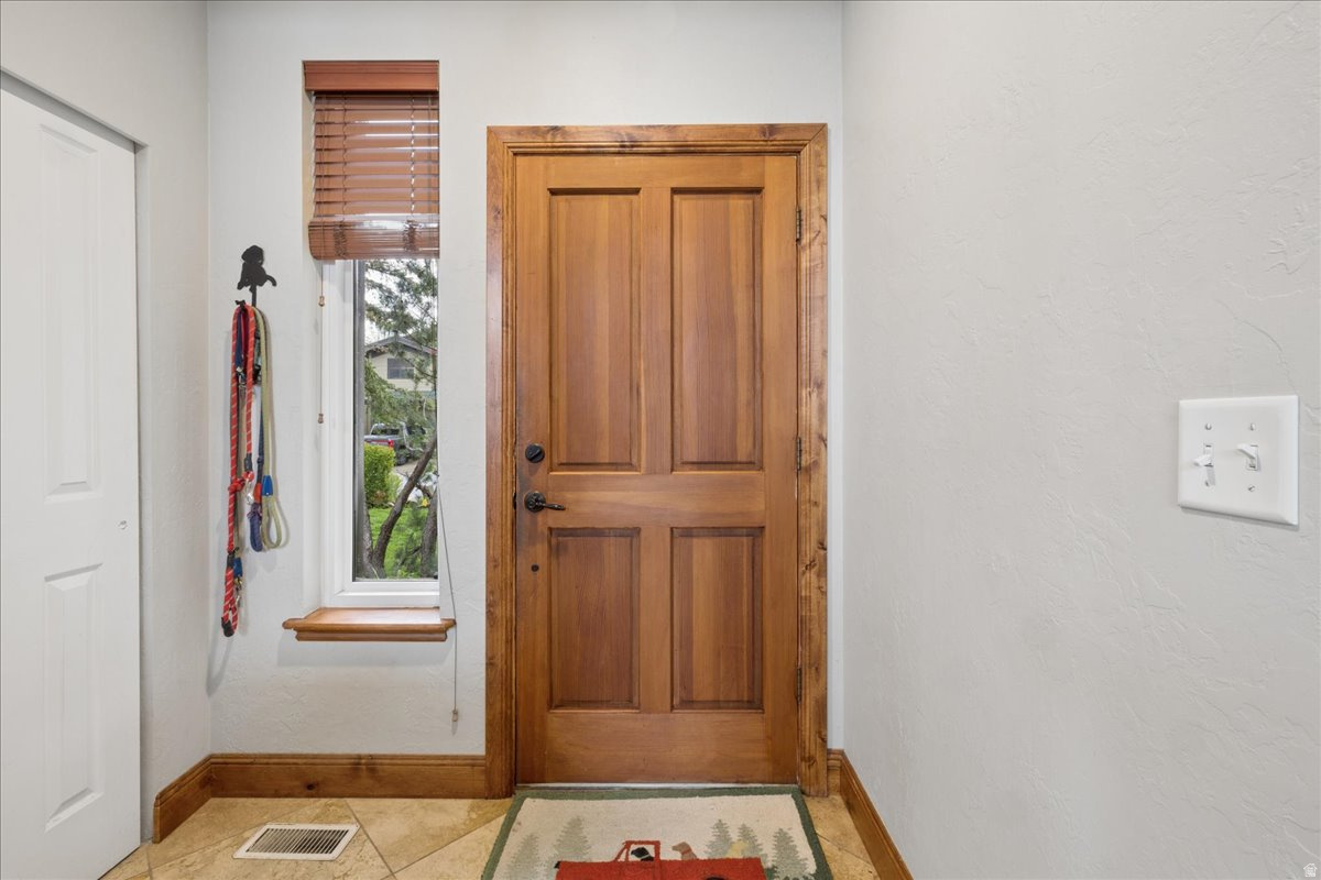 PINEBROOK COTTAGES - Residential