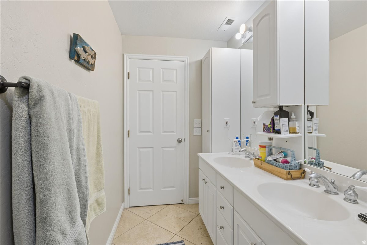 PINEBROOK COTTAGES - Residential