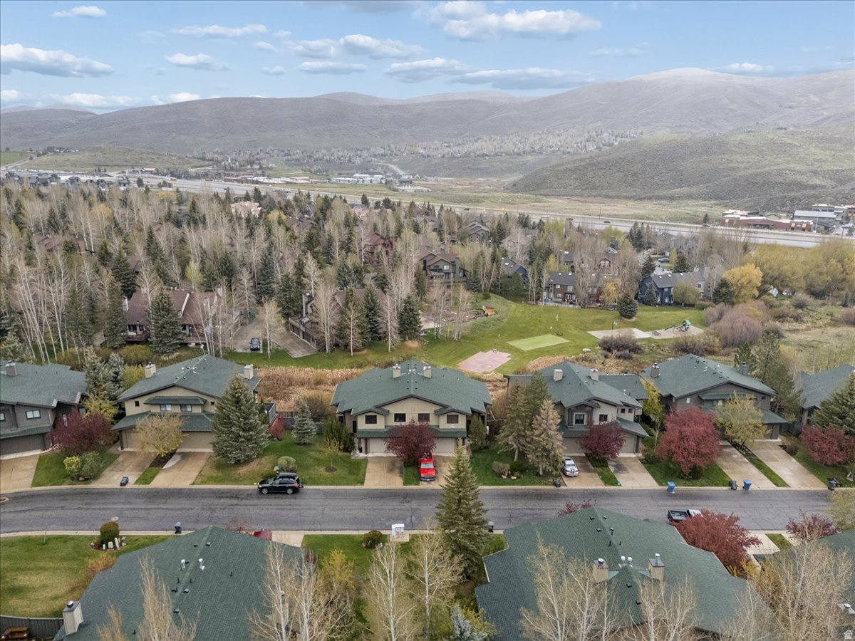 PINEBROOK COTTAGES - Residential