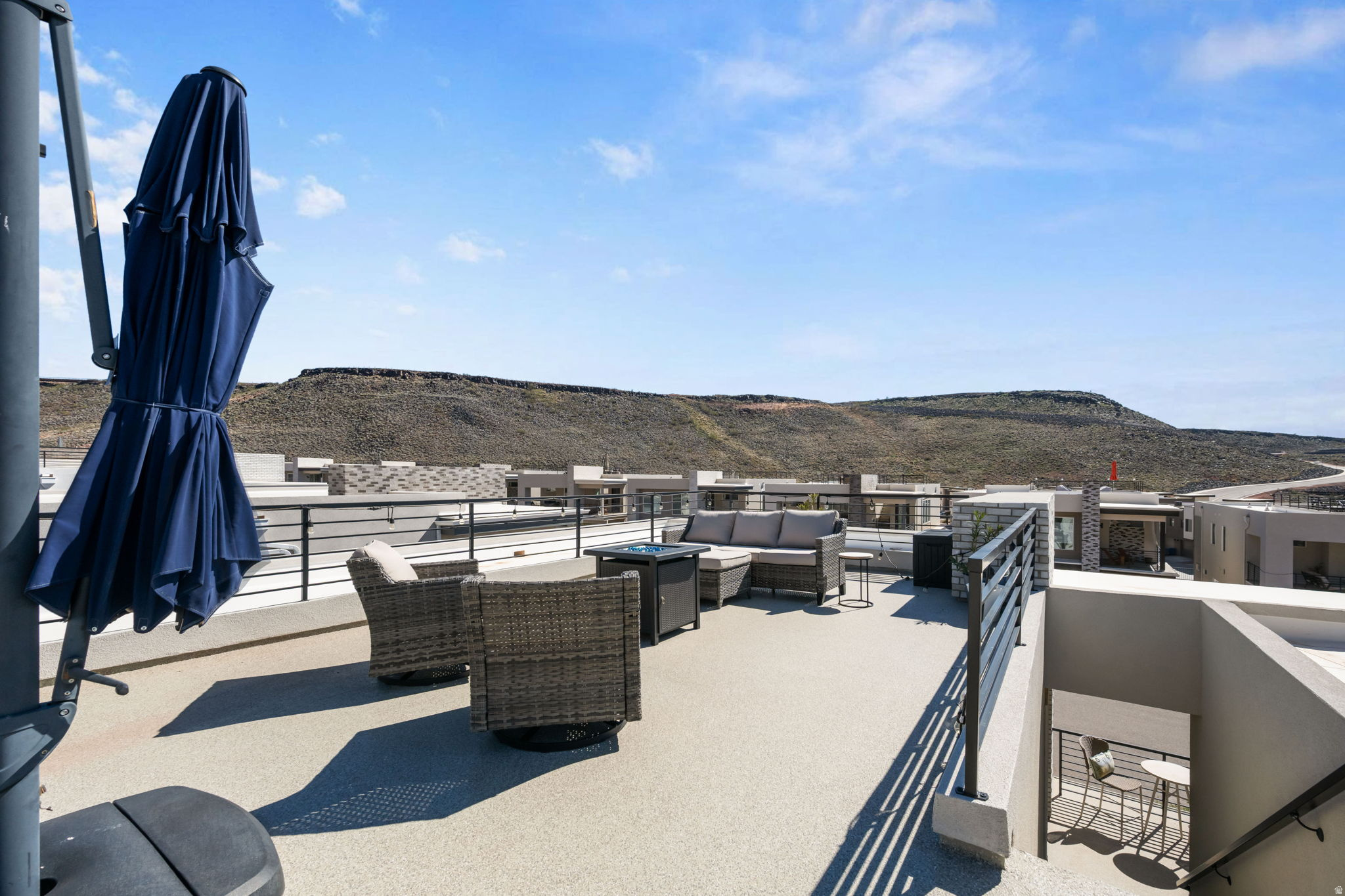 BLACK RIDGE COVE 1 - Residential