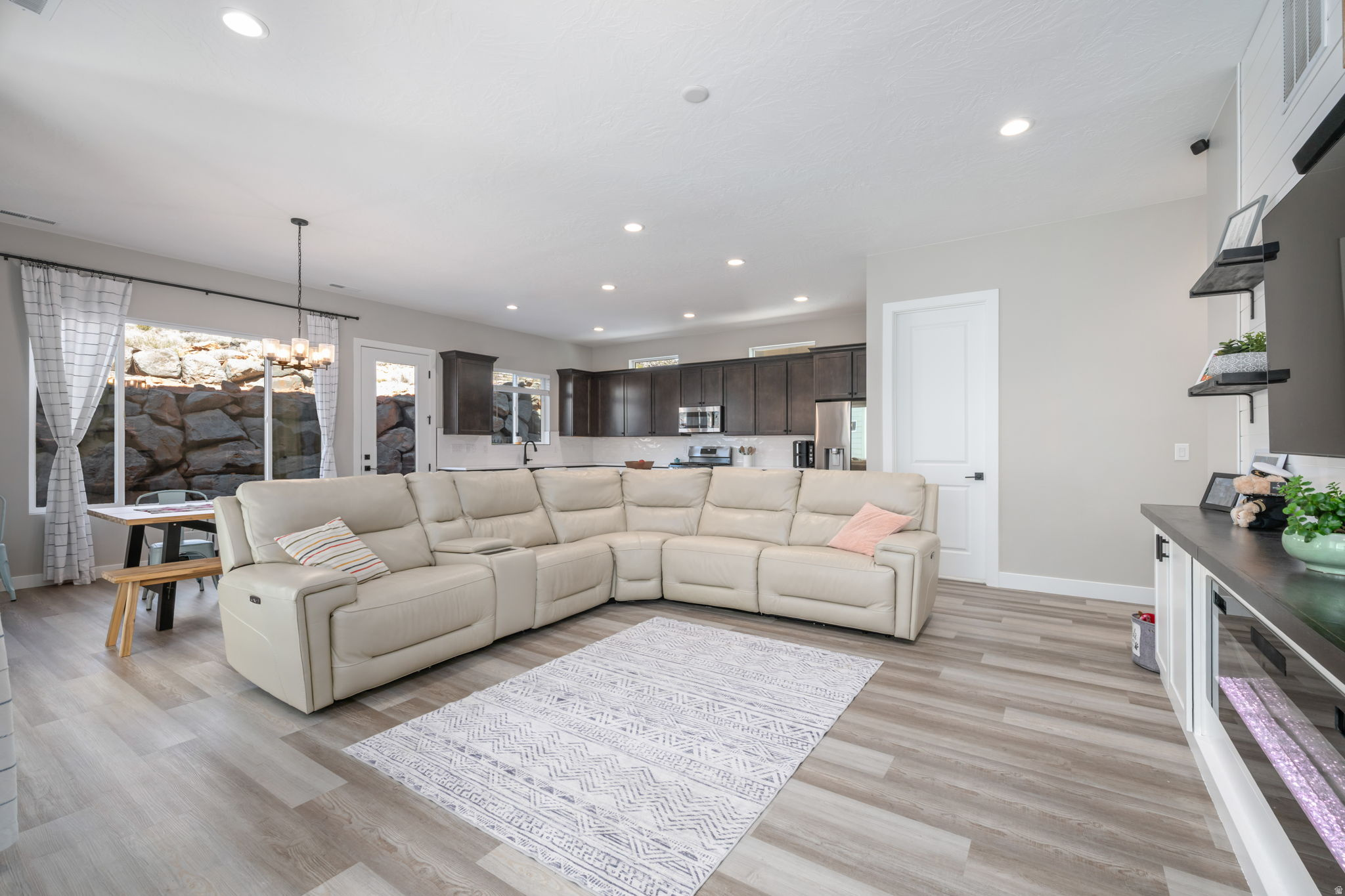 BLACK RIDGE COVE 1 - Residential