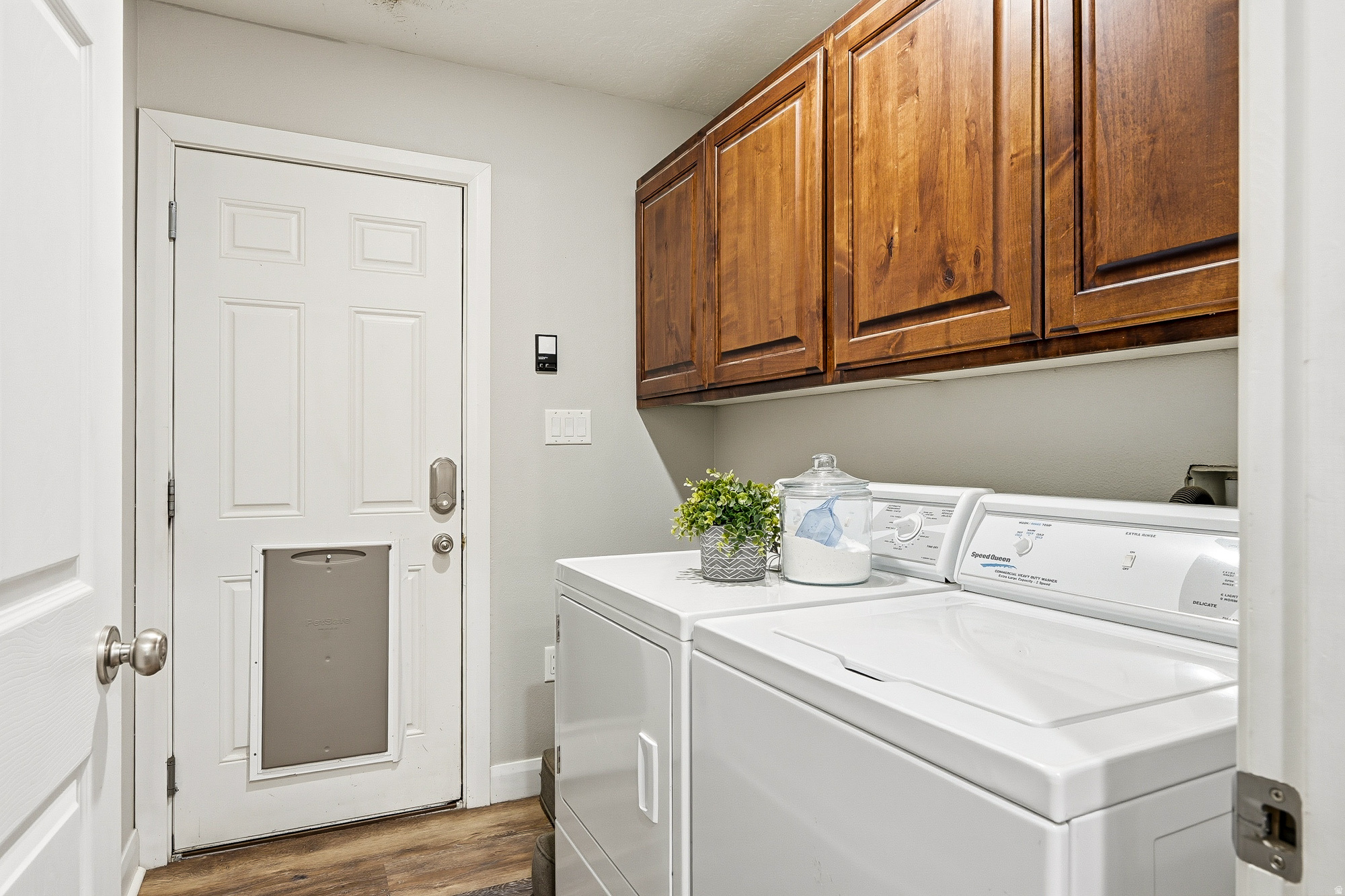 MID VALLEY ESTATES - Residential