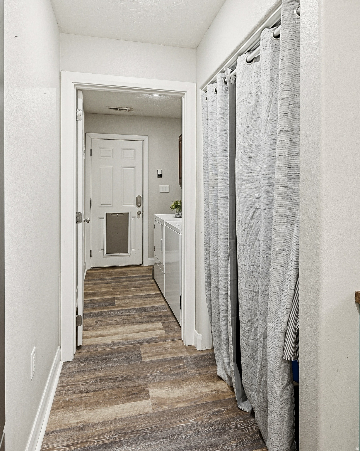 MID VALLEY ESTATES - Residential