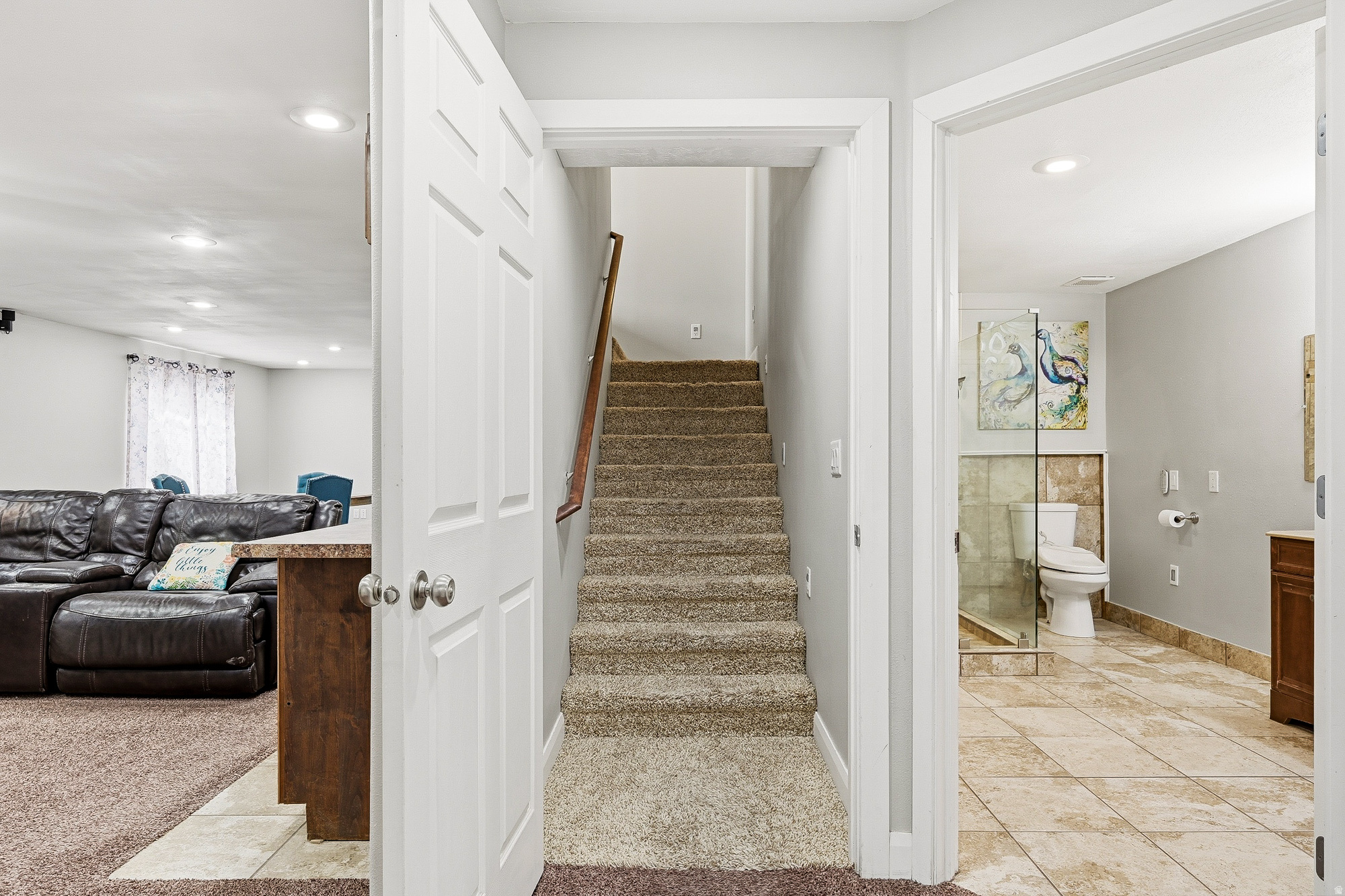 MID VALLEY ESTATES - Residential