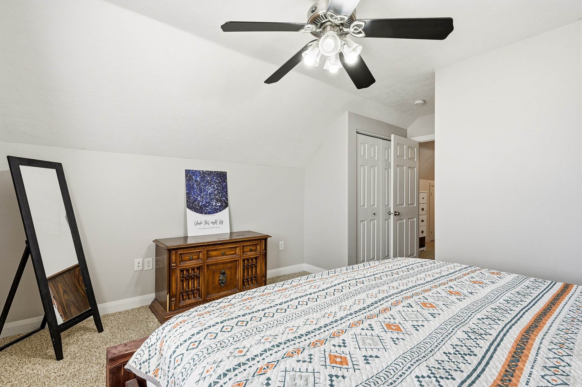 MID VALLEY ESTATES - Residential