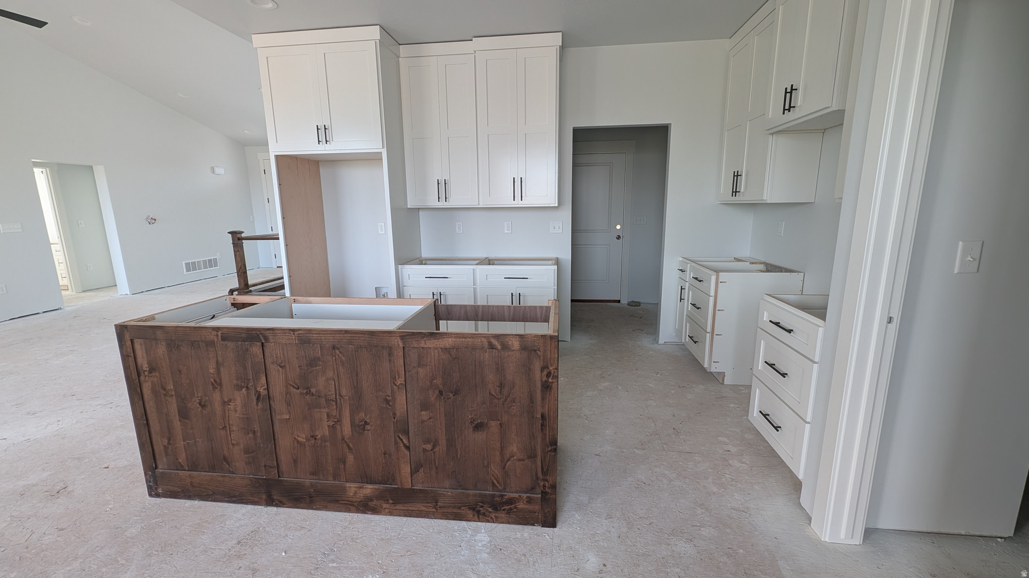 THE BARN AT TERAKEE FARMS - Residential