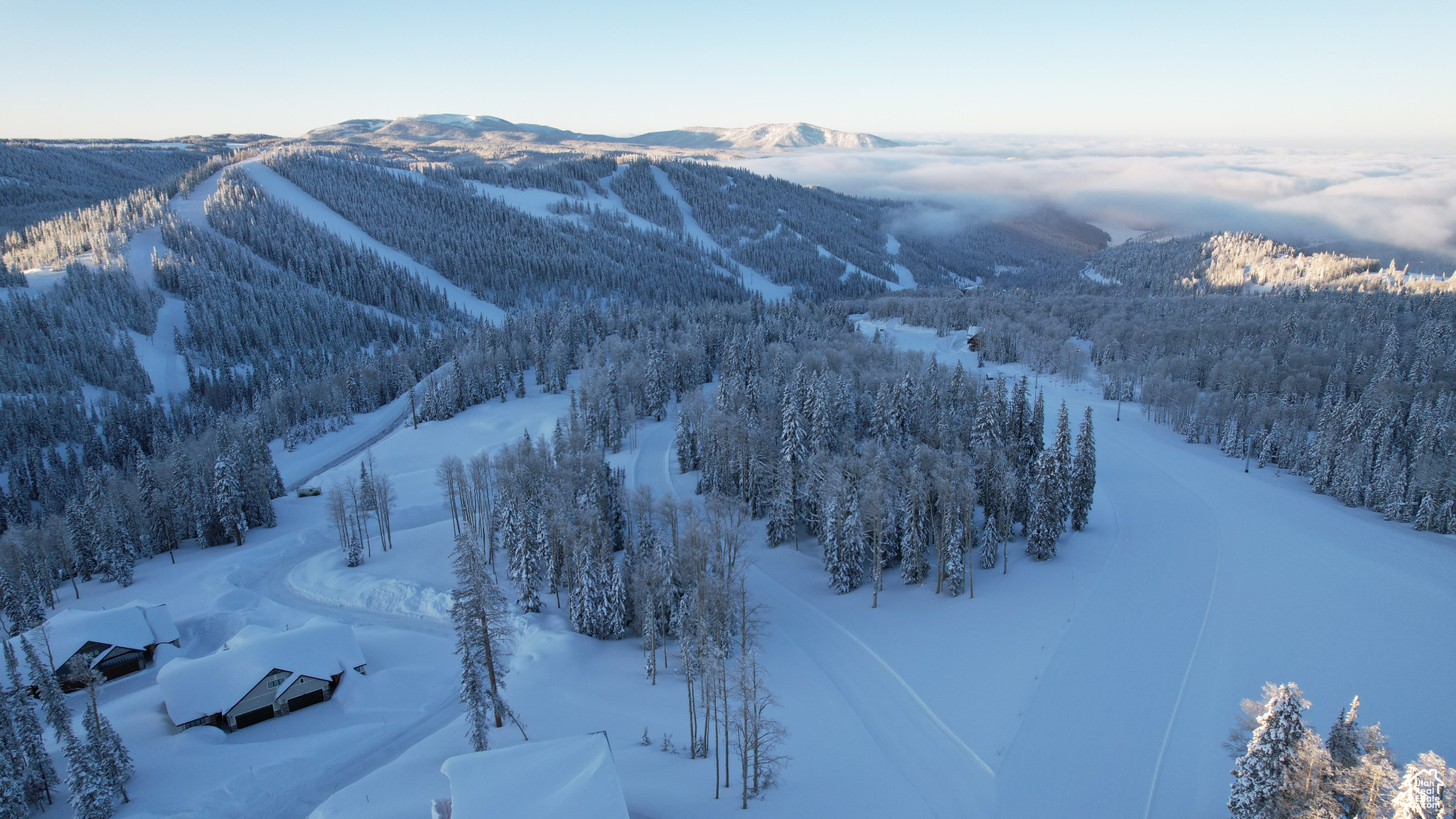 ASPEN CREST PREMIER - Land