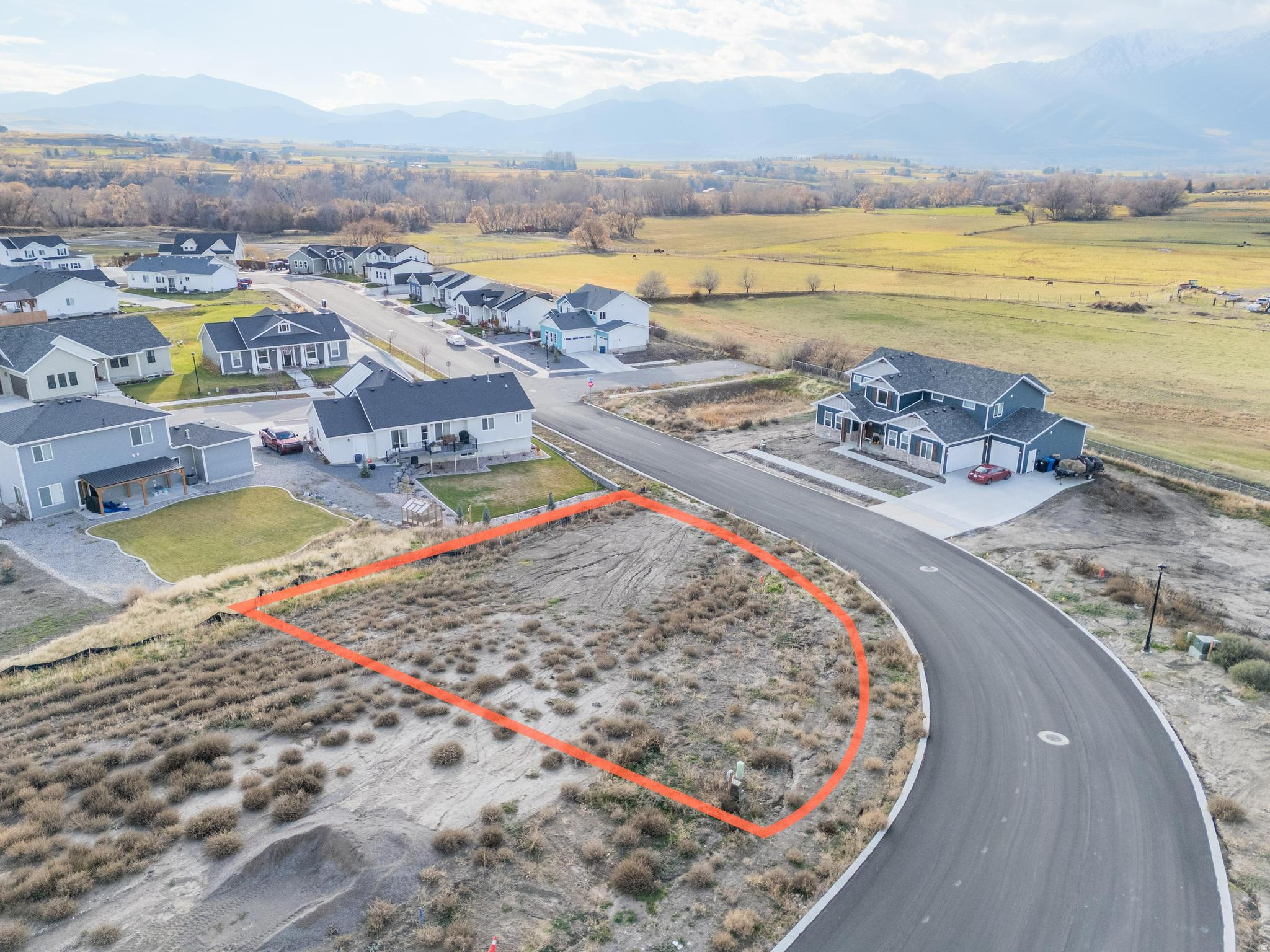 MOUNT STERLING - Land