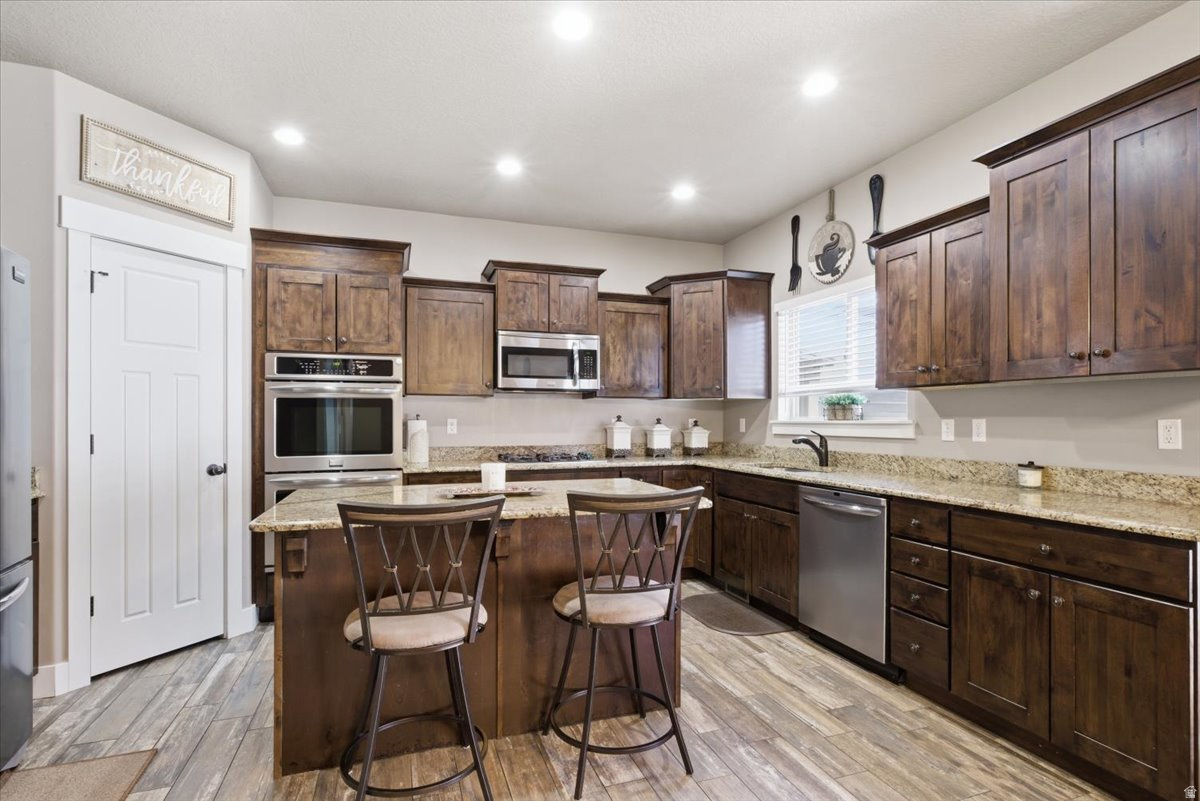 ECHO RIDGE - Residential