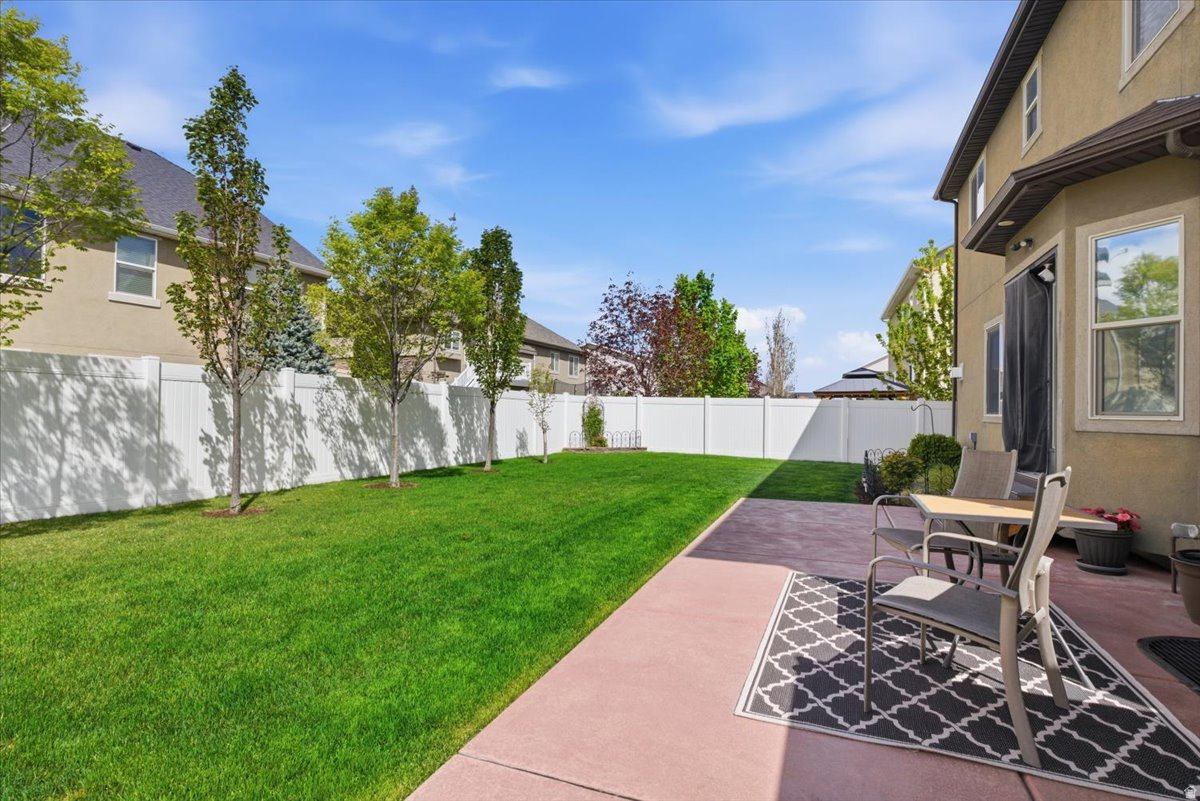 ECHO RIDGE - Residential