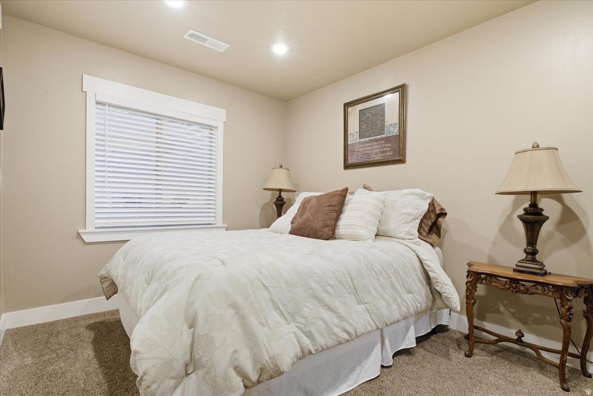 ECHO RIDGE - Residential