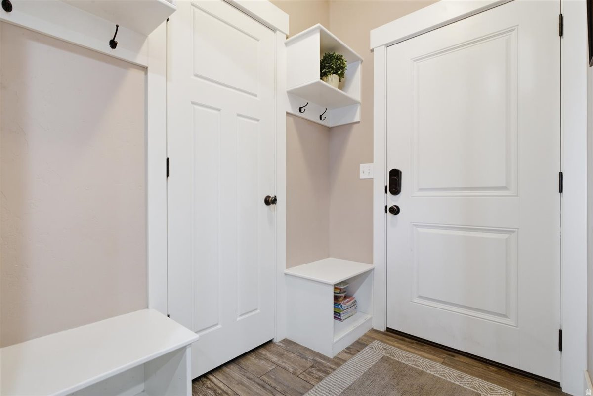 ECHO RIDGE - Residential