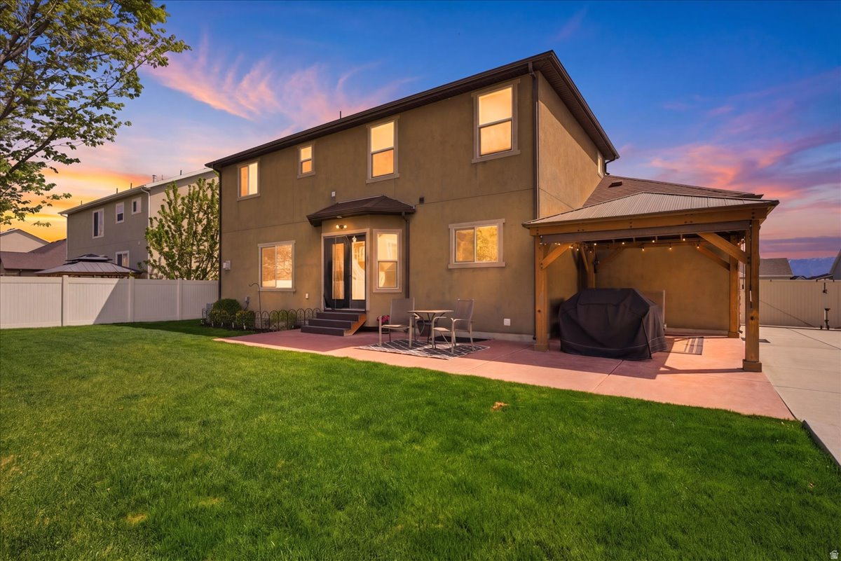 ECHO RIDGE - Residential