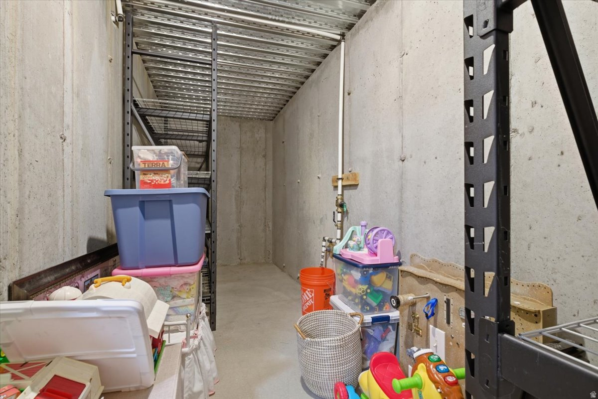 ECHO RIDGE - Residential