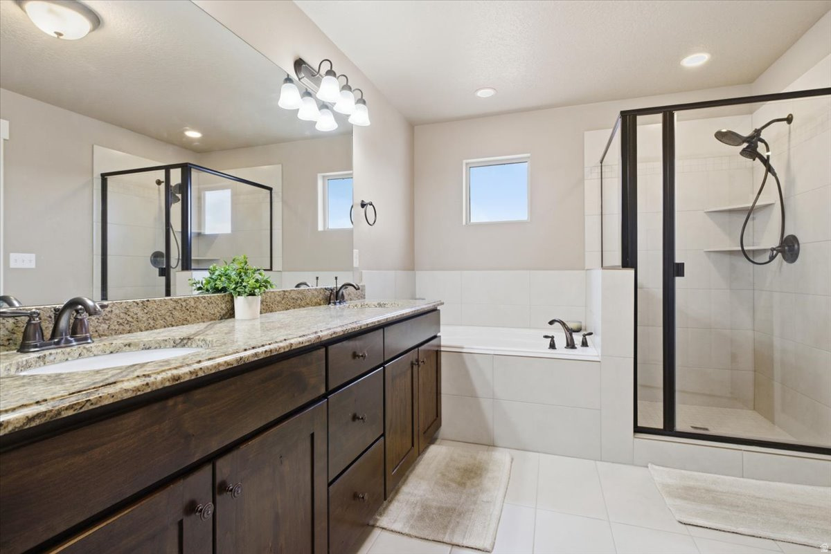 ECHO RIDGE - Residential