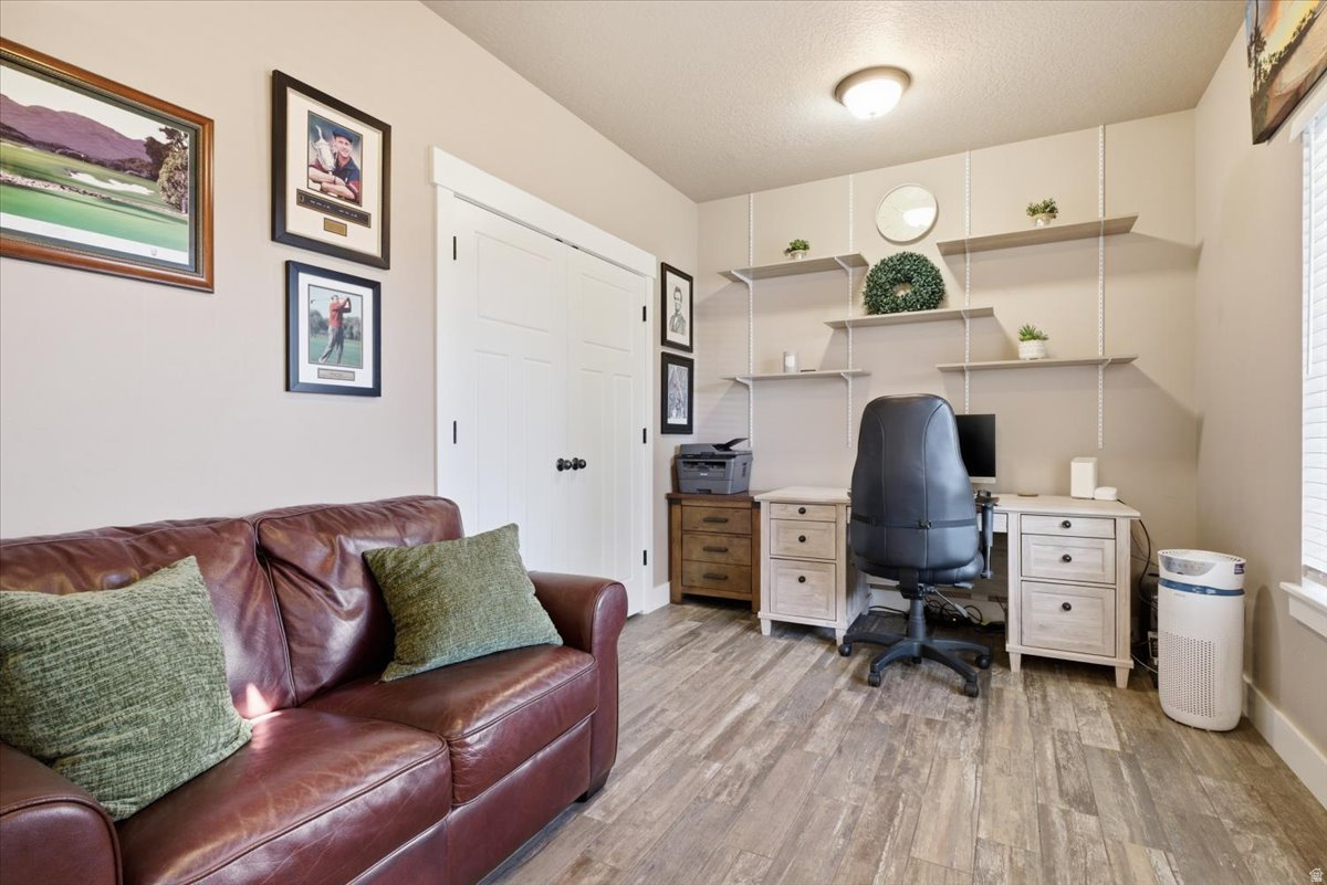 ECHO RIDGE - Residential