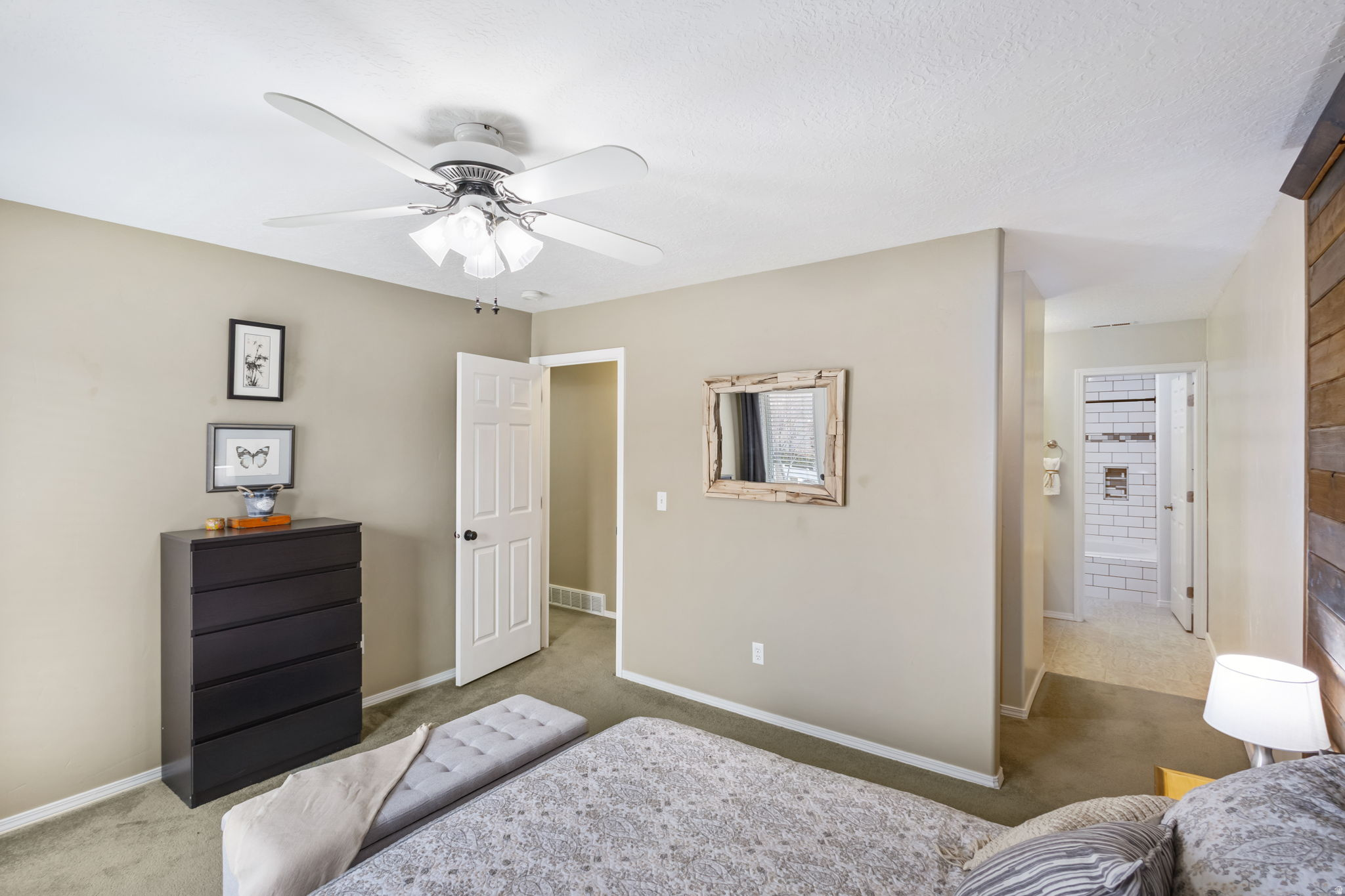 IVY SPRINGS CONDOMINIUMS PHASE 3 - Residential