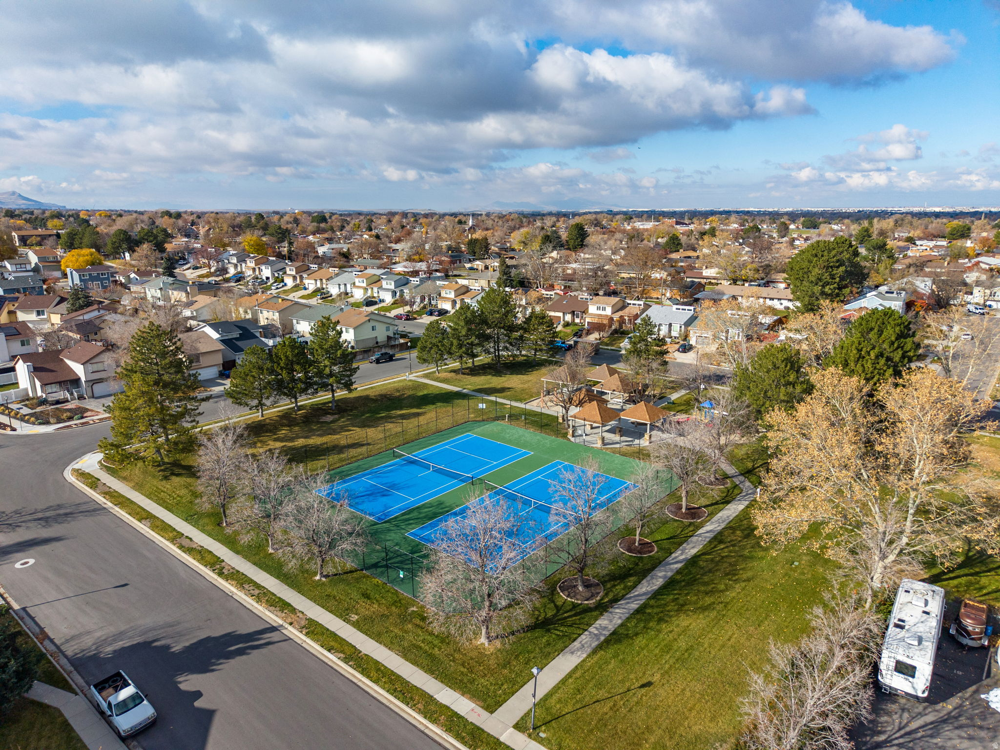 ROXBOROUGH P U D - Residential