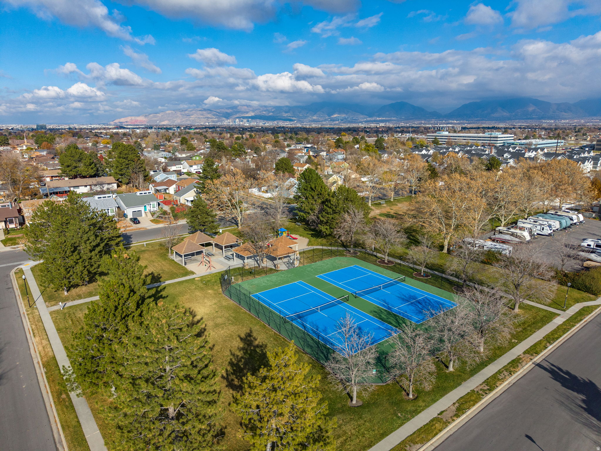 ROXBOROUGH P U D - Residential