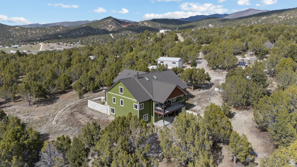 HIDEAWAY VALLEY - Residential