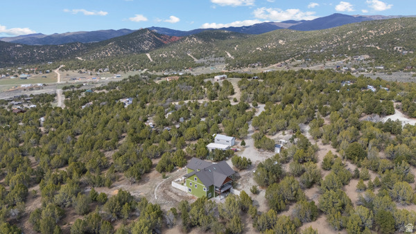 HIDEAWAY VALLEY - Residential