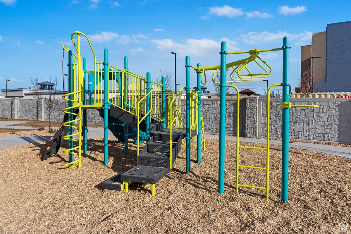 BONNEVILLE T - Residential