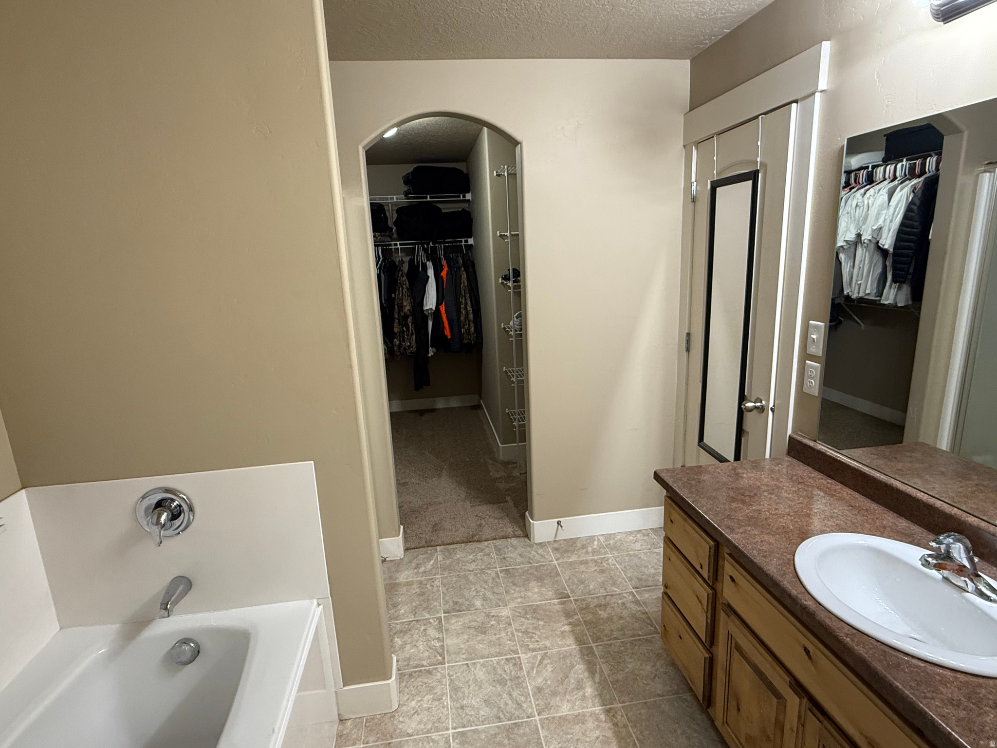 SPANISH FIELDS - Residential