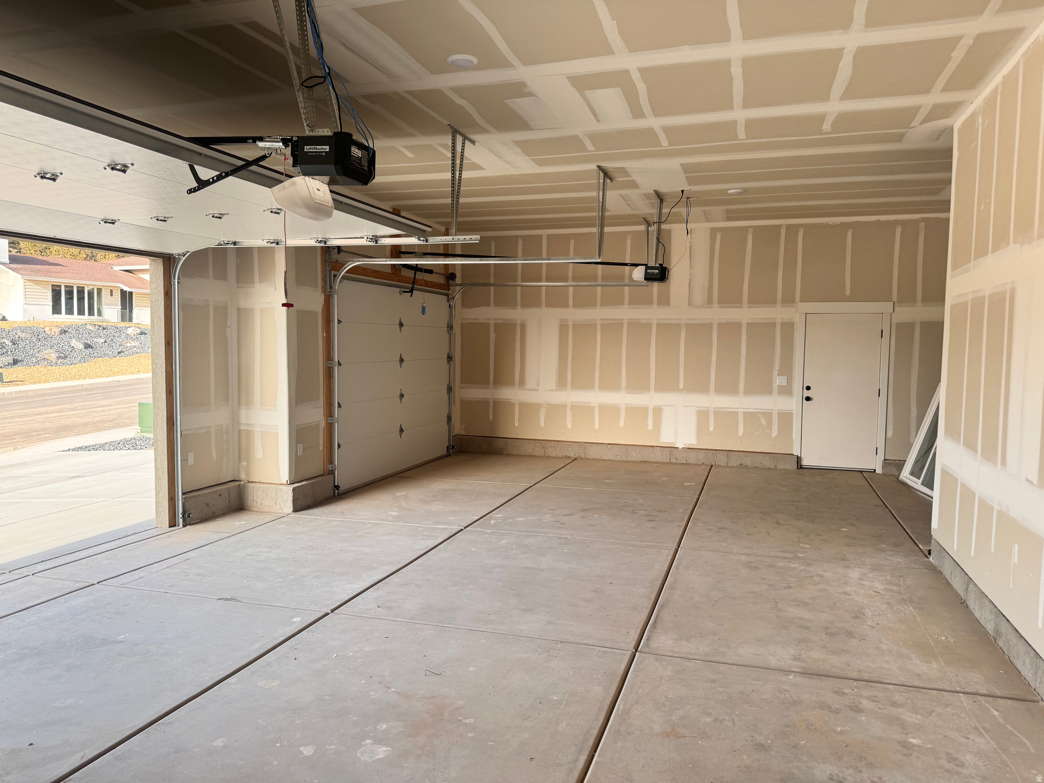 BLACK SAGE - Residential