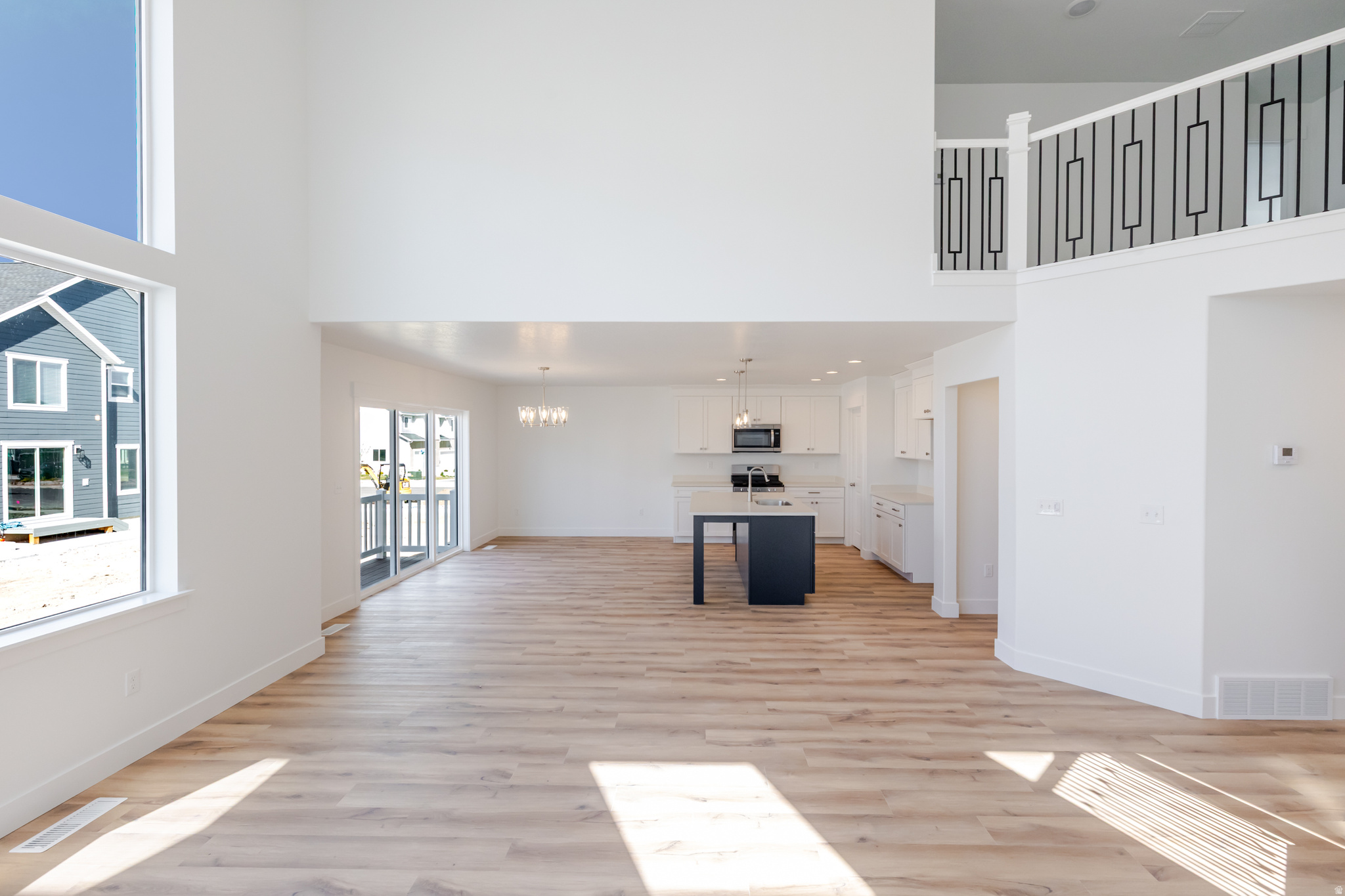 RIVER POINT - Residential