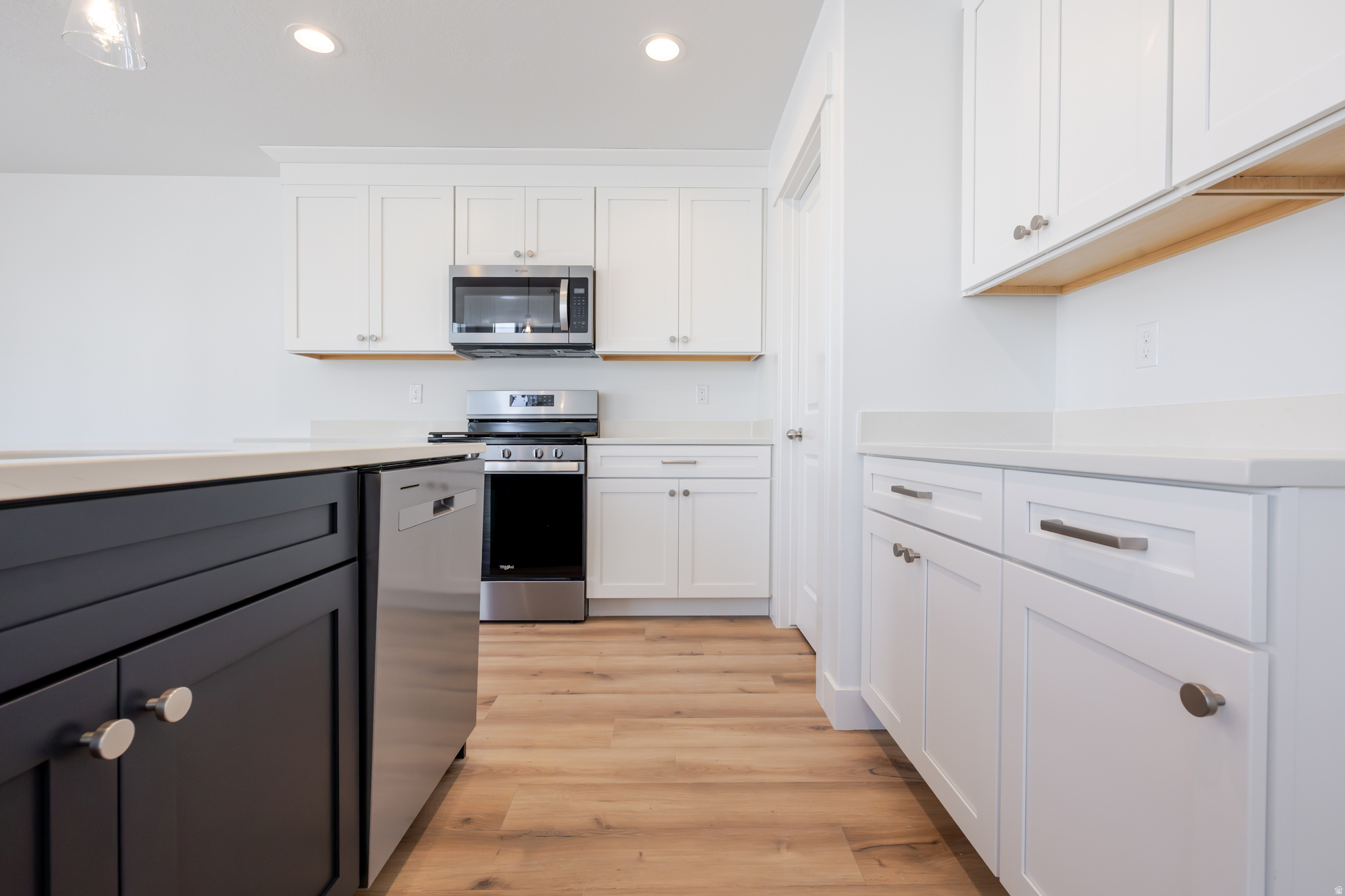 RIVER POINT - Residential