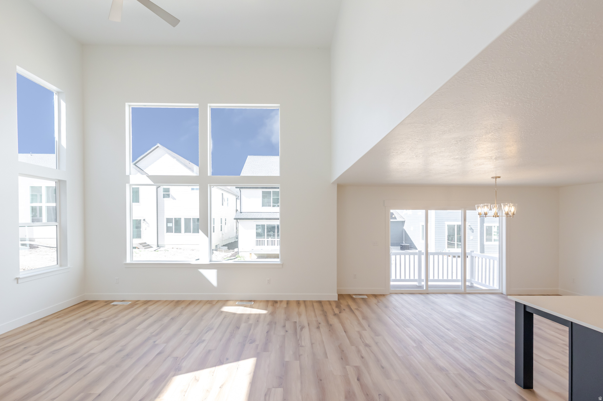 RIVER POINT - Residential