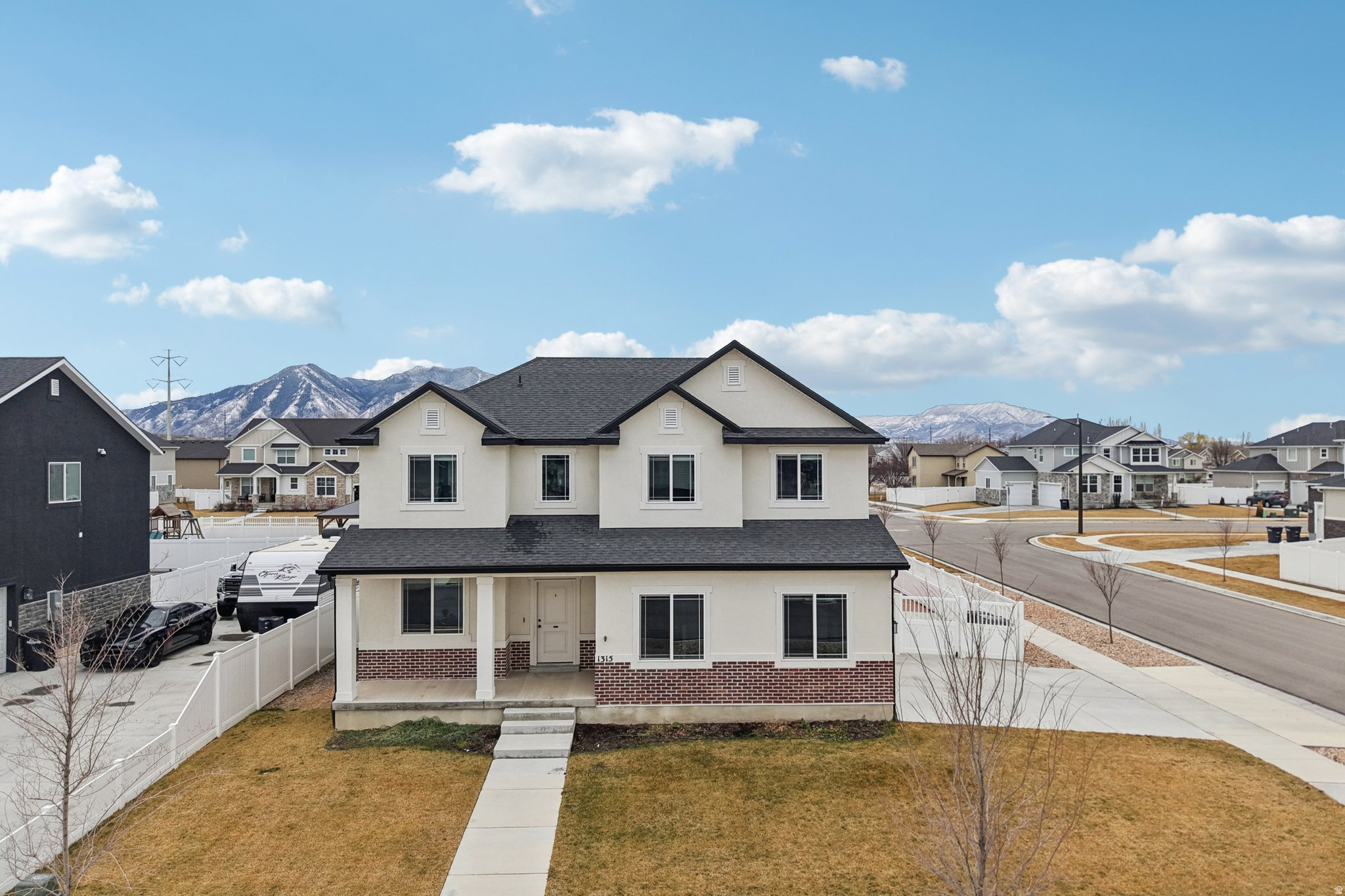 ANTHEM WEST - Residential