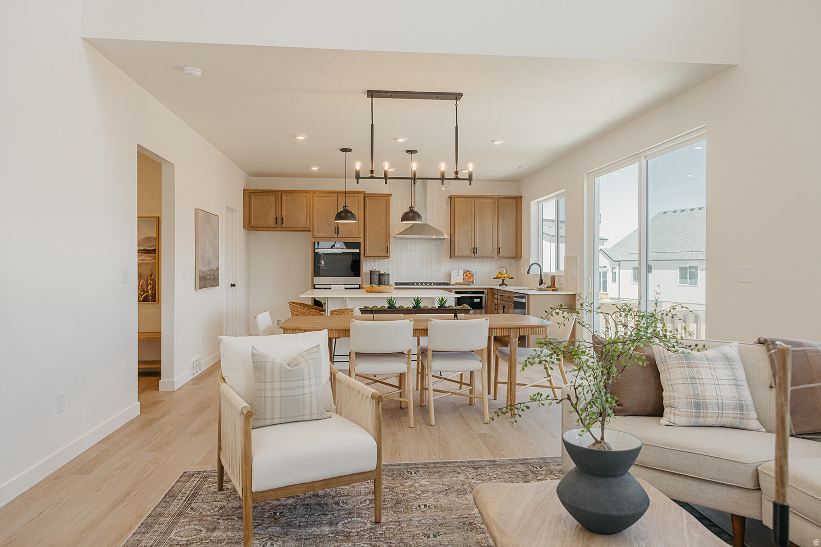 RIVERSIDE ESTATES - Residential