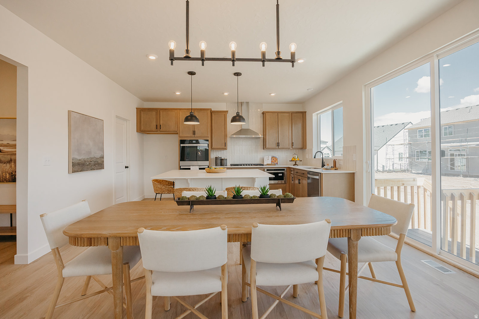 RIVERSIDE ESTATES - Residential
