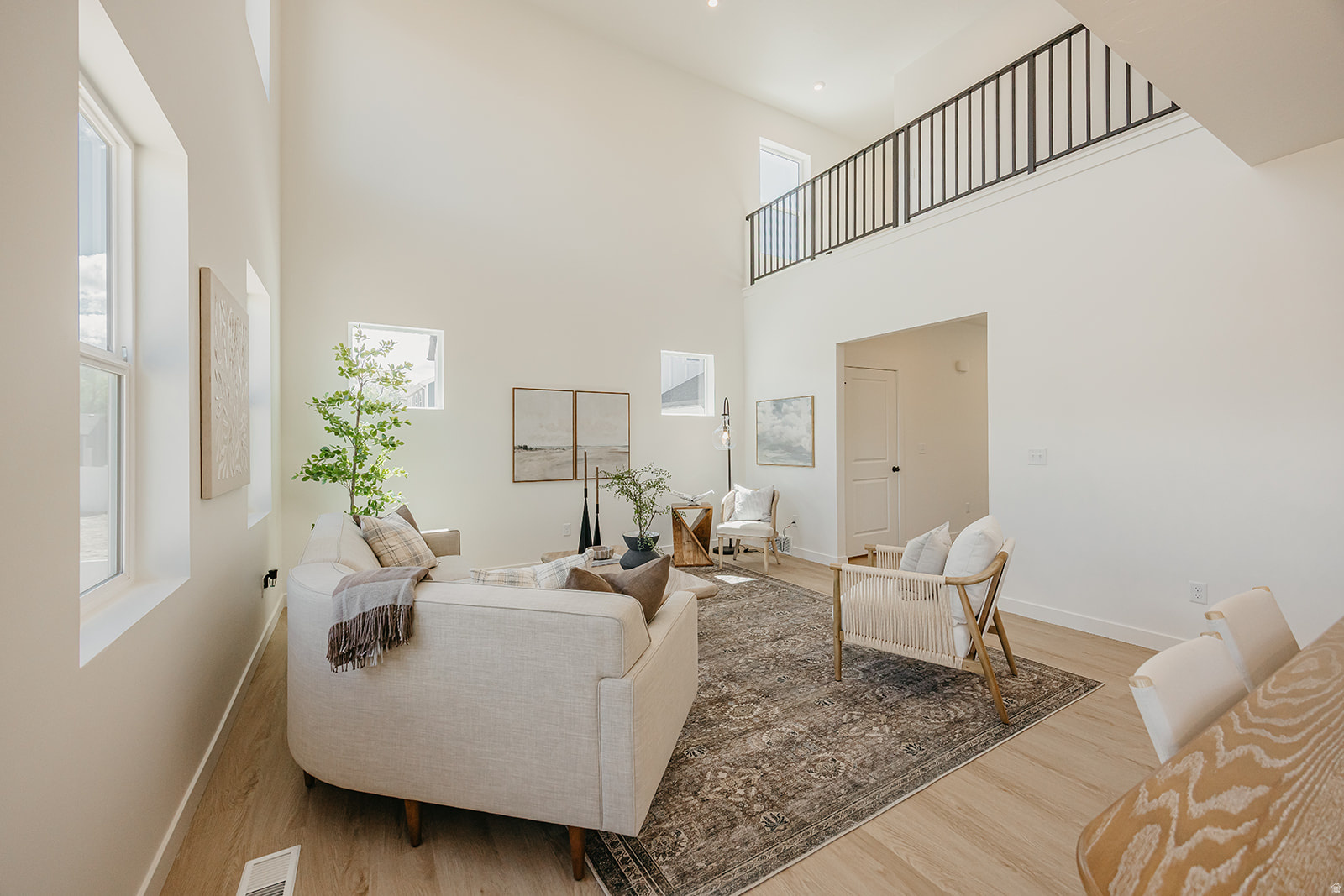 RIVERSIDE ESTATES - Residential