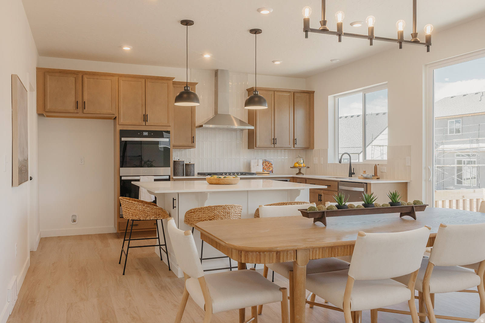 RIVERSIDE ESTATES - Residential