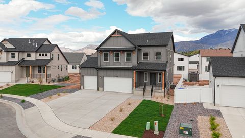 Photo of 944 W COLUMBIA CT #108, Riverdale, UT 84405 (MLS # 2156726)