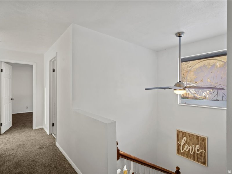 ROLLING HILLS - Residential