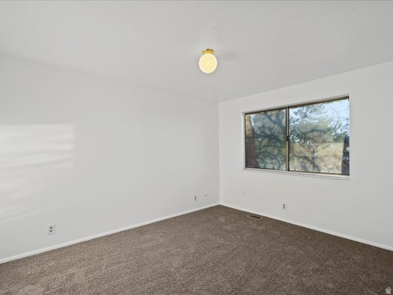 ROLLING HILLS - Residential